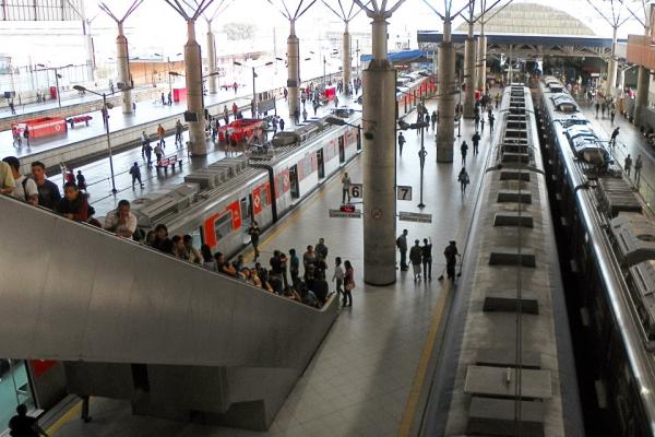 Associação lança guia para utilização de transporte sobre trilhos no Brasil