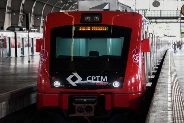 Governo de SP estuda reajuste da tarifa de trens e Metrô para 2018