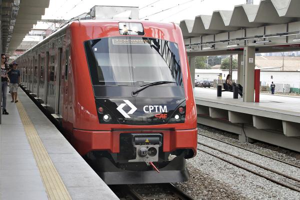 Com R$ 1 bi em sinalização e energia, CPTM estima reduzir intervalos para 3 minutos e aumentar oferta em 600 mil lugares nos trens
