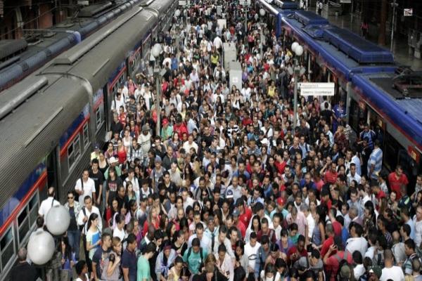 Justiça obriga a CPTM a entregar documentos para explicar o porquê da superlotação dos trens