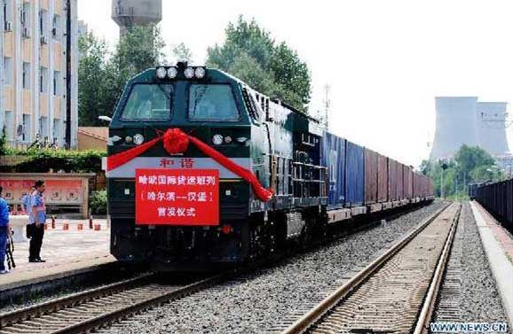 Trem de carga China-Europa entra em funcionamento
