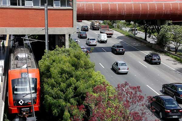 Metrô e CPTM terão interrupções no próximo domingo, 17