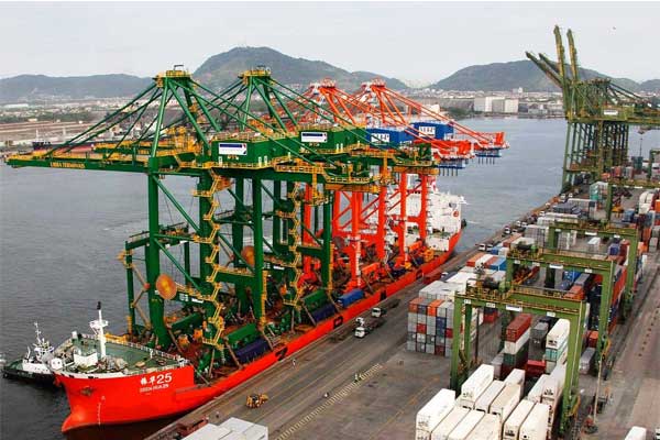 Renovada licença para dragagem no Porto de Santos
