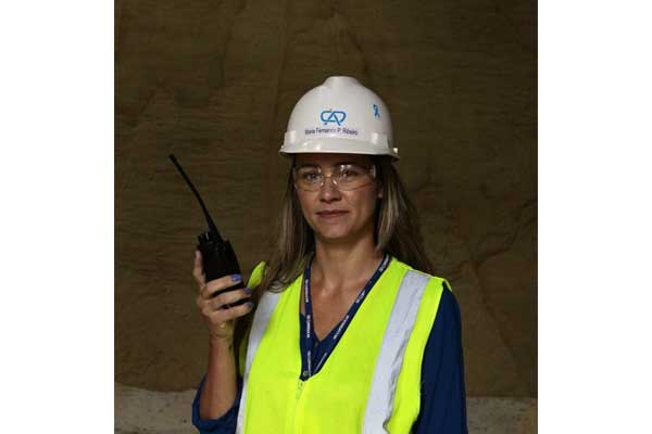 Setor emprega cada vez mais mulheres no Porto de Santos