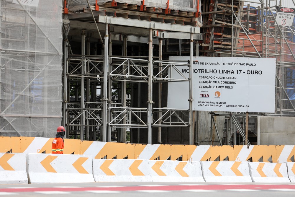 Governo de SP vai pagar mais pela obra do monotrilho