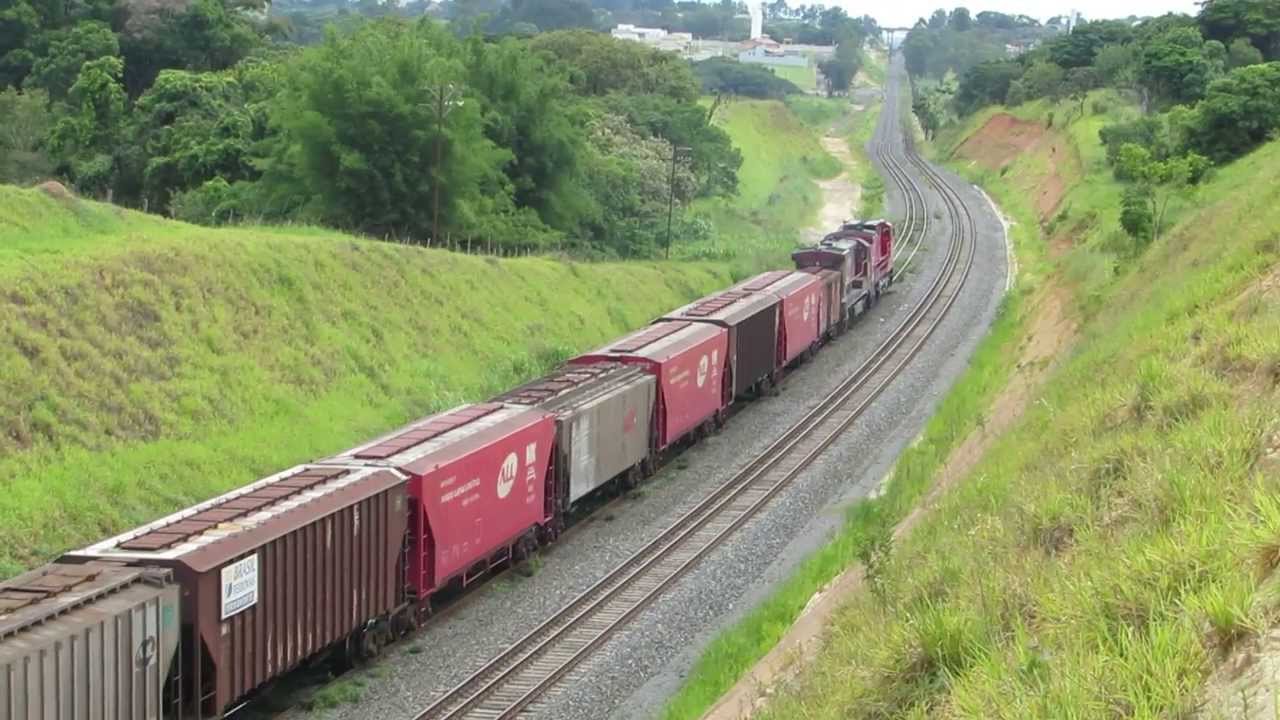Rumo estuda venda de fatia de terminal em Santos, dizem fontes